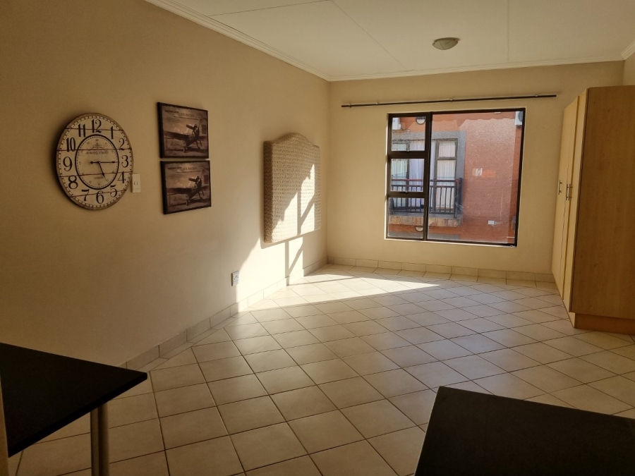 1 Bedroom Property for Sale in Vredenhof Sh Free State